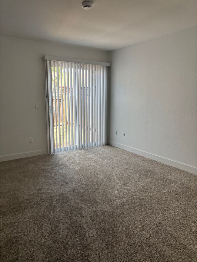 1068 Wightman Way Santa Rosa, CA 95401 photo 5