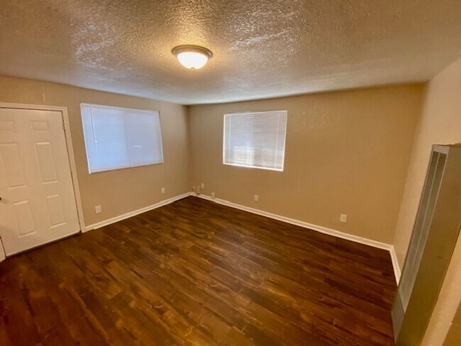 627 Duboce Avenue, Richmond, CA 94801 photo 3