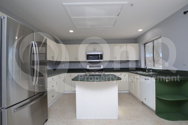 9711 E Palm Ridge Dr Scottsdale, AZ 85260 photo 3