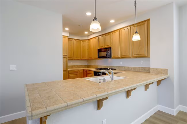 348 Bautista Place, San Jose, CA 95126 photo 4