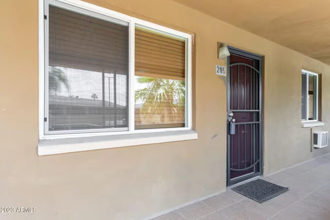 4401 N 12th St Phoenix, AZ 85014 photo 2