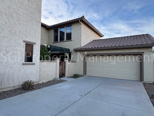 453 E Cactus Wren Dr Casa Grande, AZ 85122 photo 2