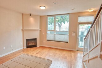 1240 India St San Diego, CA 92101 photo 3