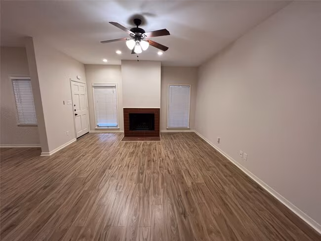 3200 Duval St Austin, TX 78705 photo 5