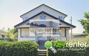 7630 S Yakima Ave photo 5