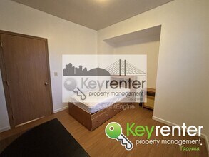 7630 S Yakima Ave photo 3