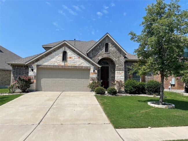 2444 Millbrook Loop Leander, TX 78641 photo 2