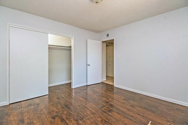 555 W Rio Salado Pkwy Mesa, AZ 85201 photo 5