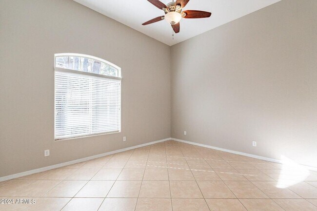 3653 W Bryce Ct New River, AZ 85086 photo 4