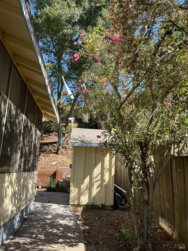 118 B St Vallejo, CA 94590 photo 4