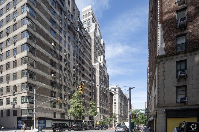 1228 Madison Ave new york, NY 10128 photo 2