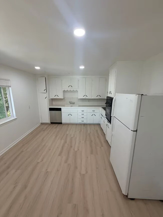 831 Opal Dr San Jose, CA 95117 photo 4