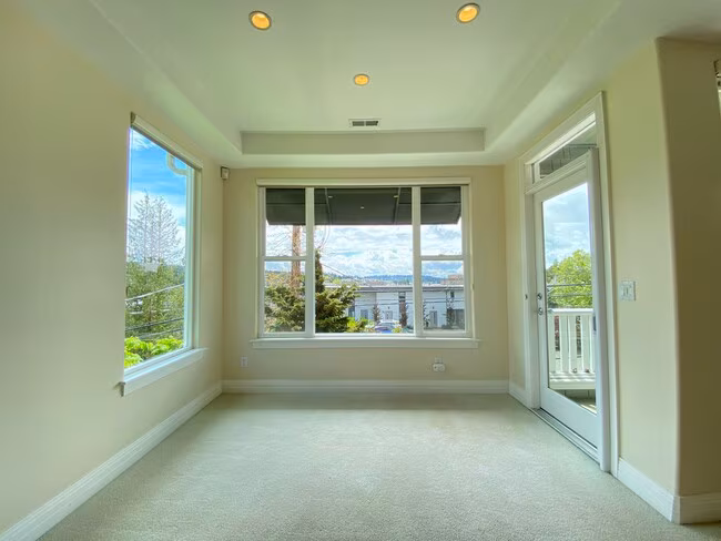 Great Penthouse for rent photo 4