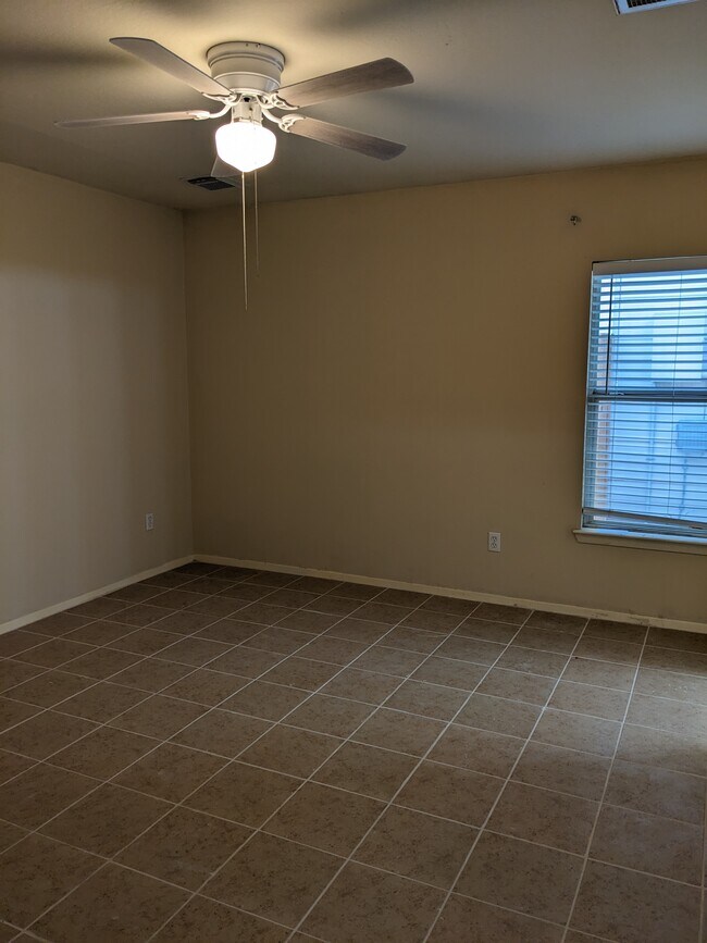 6120 Lone Prairie Way, Katy, TX 77449 photo 3