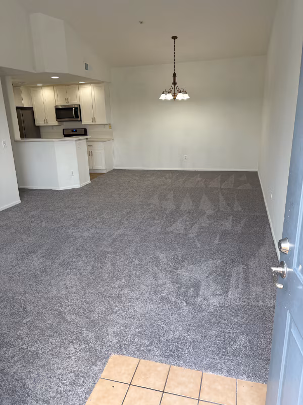 1372 Nicolette Ave Chula Vista, CA 91913 photo 3