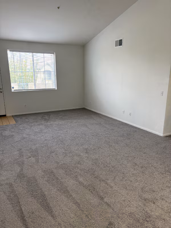 1372 Nicolette Ave Chula Vista, CA 91913 photo 4