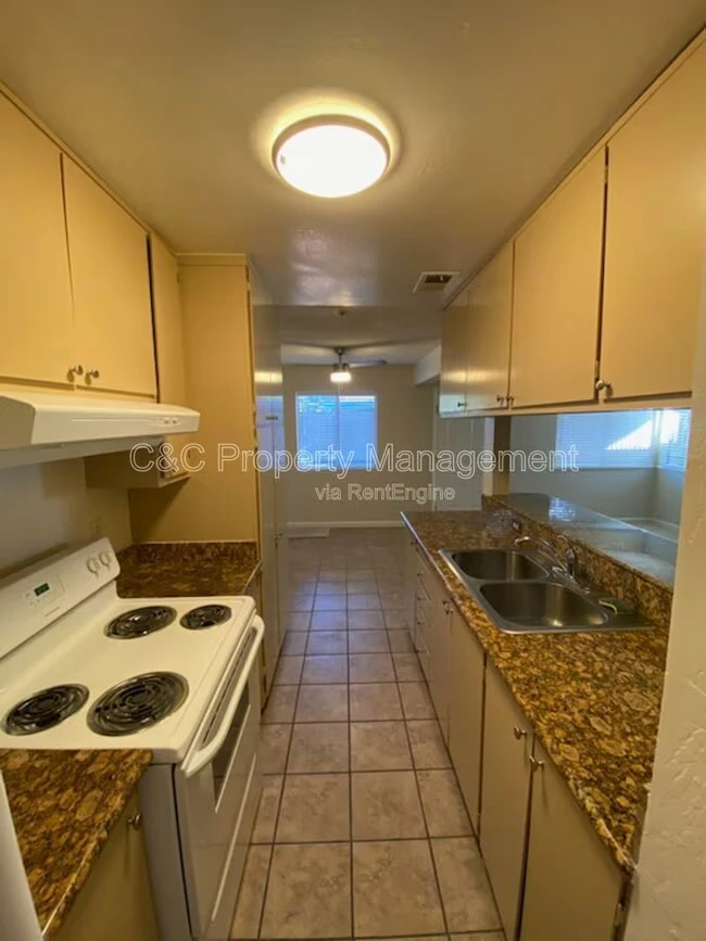 1864 Roca Ct Santa Rosa, CA 95403 photo 5