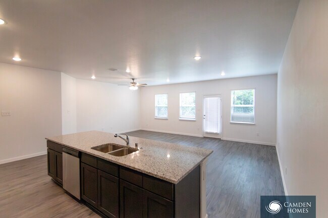 4522 Aranda Road, Dallas, TX 75236 photo 3
