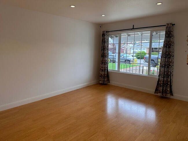 3034 Remington Court, San Jose, CA 95148 photo 3