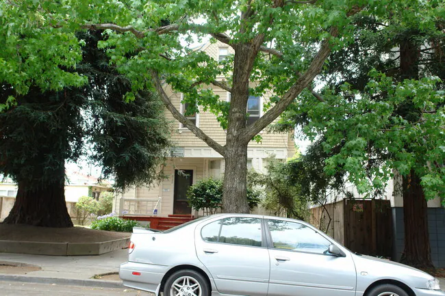 2232-2234 Haste St photo 3