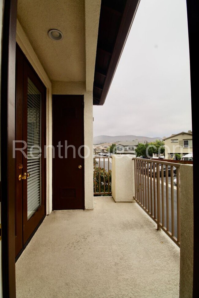 2119 Palo Alto Dr Chula Vista, CA 91914 photo 4