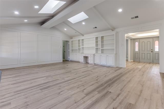 5529 Tanbark Rd Dallas, TX 75229 photo 3