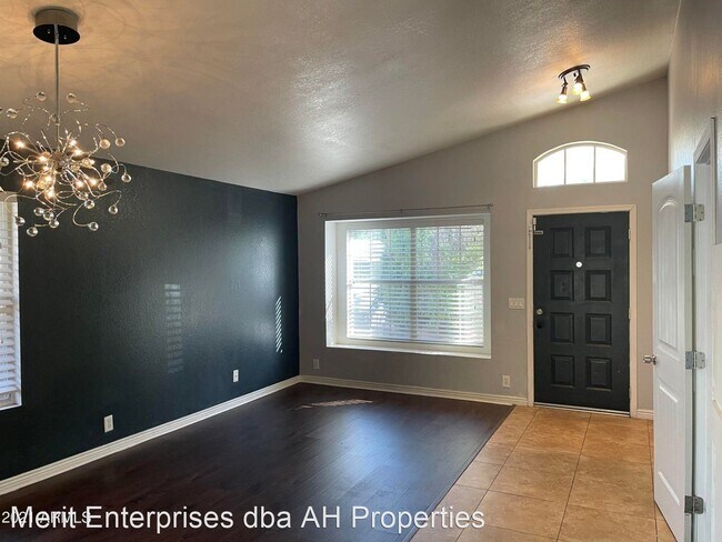 3736 W Alameda Rd Glendale, AZ 85310 photo 4