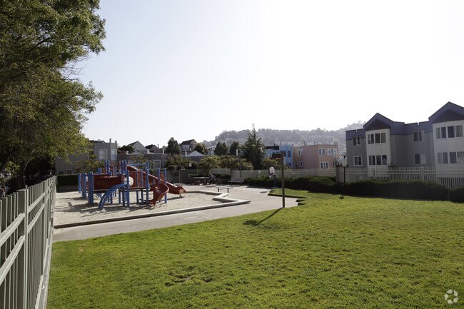 COLERIDGE PARK HOMES photo 4