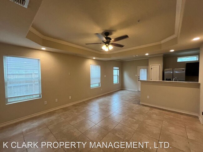 13907 ANNA'S Way San Antonio, TX 78233 photo 5