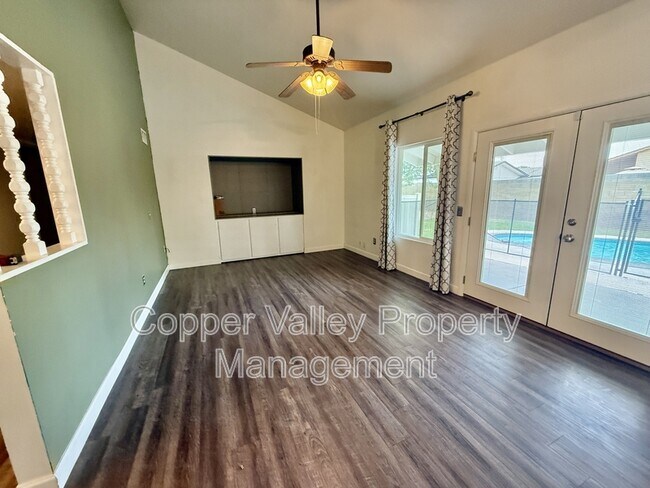4415 W Gelding Dr Glendale, AZ 85306 photo 5