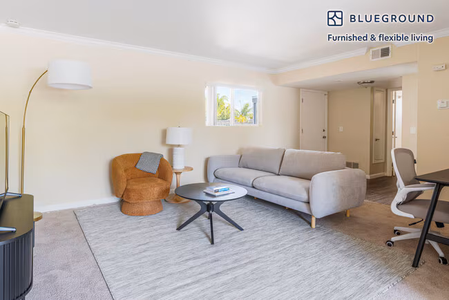 170 Locksunart Way Sunnyvale, CA 94087 photo 3
