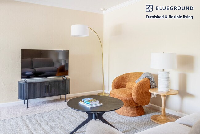 170 Locksunart Way Sunnyvale, CA 94087 photo 4