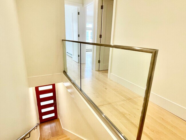 1263 Jackson St San Francisco, CA 94109 photo 4