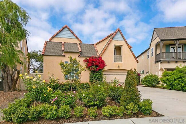 13777 Rosecroft Way San Diego, CA 92130 photo 2