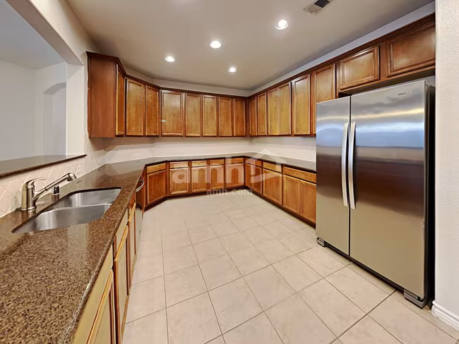 5825 Stone Mountain Road, The Colony, TX 75056 photo 3