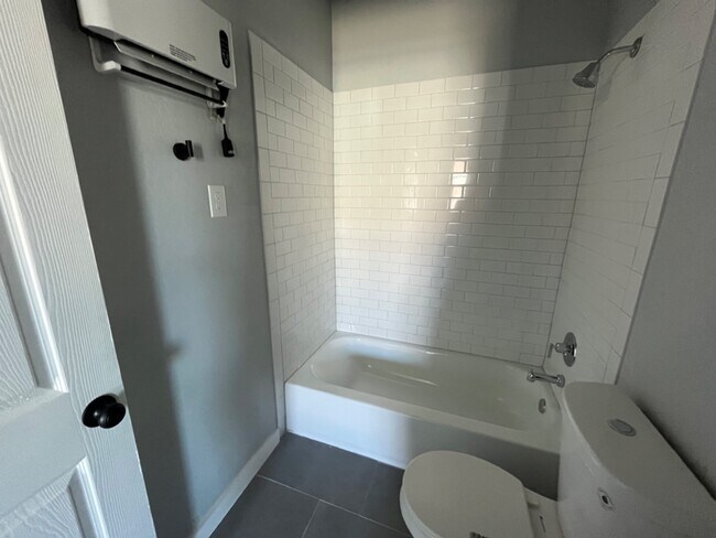 2630 Observation Dr San Antonio, TX 78227 photo 3