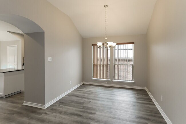 9221 Barbara Drive, Fort Worth, TX 76108 photo 5