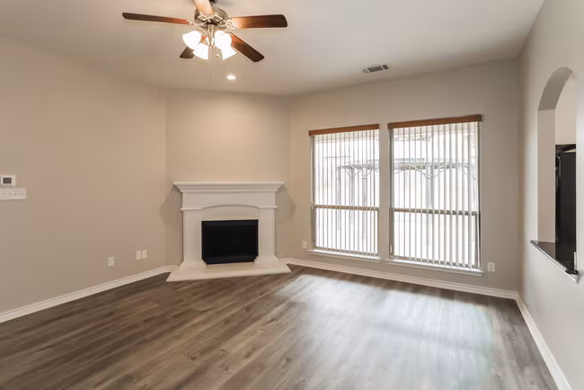9221 Barbara Drive, Fort Worth, TX 76108 photo 4