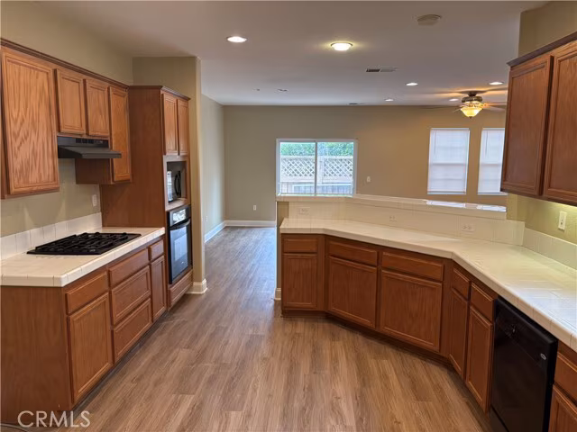 36303 Vincenzo Way Winchester, CA 92596 photo 4