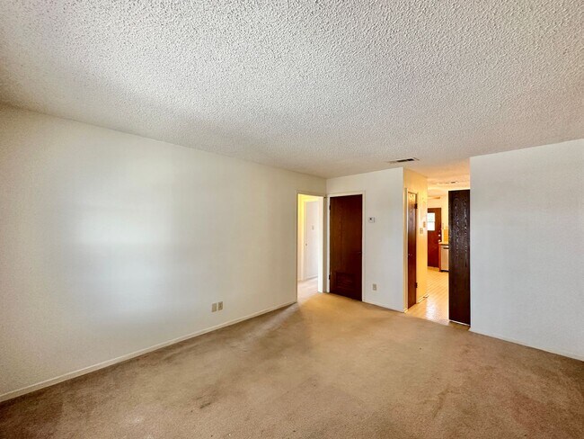 1304 Quail Cir Killeen, TX 76549 photo 3