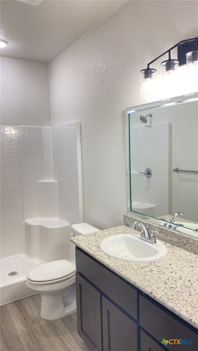118 Leon Ln Copperas Cove, TX 76522 photo 5