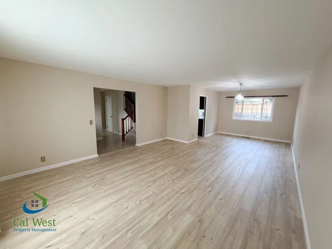 6465 Sussex Pl Gilroy, CA 95020 photo 2