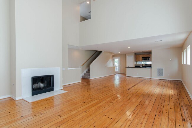 2724 Shelby Avenue, Dallas, TX 75219 photo 4