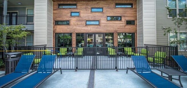 13301 Galleria Pl Farmers Branch, TX 75244 photo 4