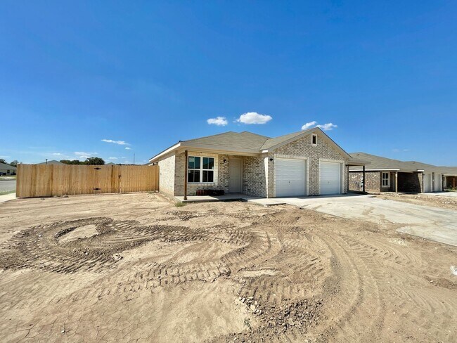 1822 Clovis Dr Copperas Cove, TX 76522 photo 2
