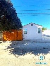4064 Laverne Pl San Diego, CA 92104 photo 4
