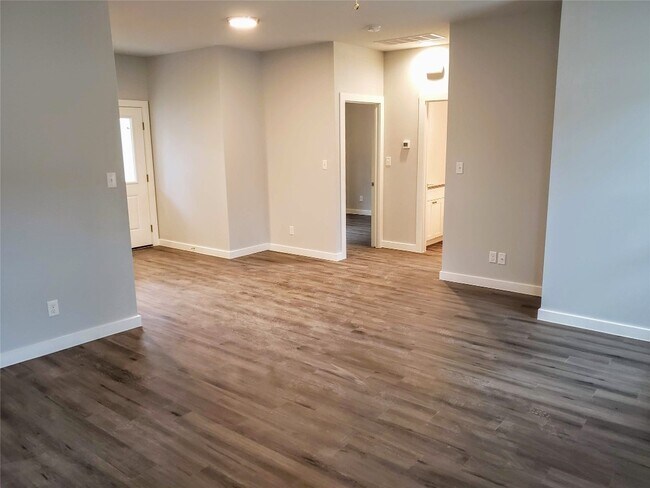 14922 Running Deer Trail Austin, TX 78734 photo 3