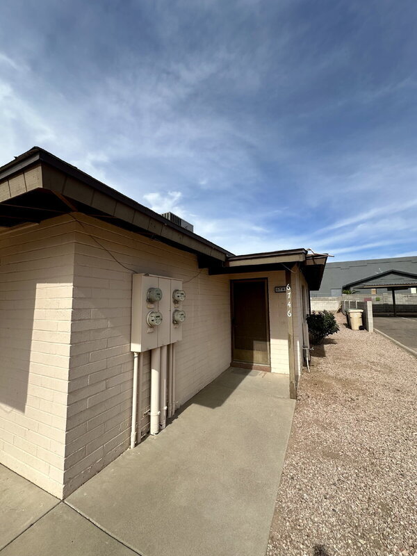 6746 E Dallas St Mesa, AZ 85205