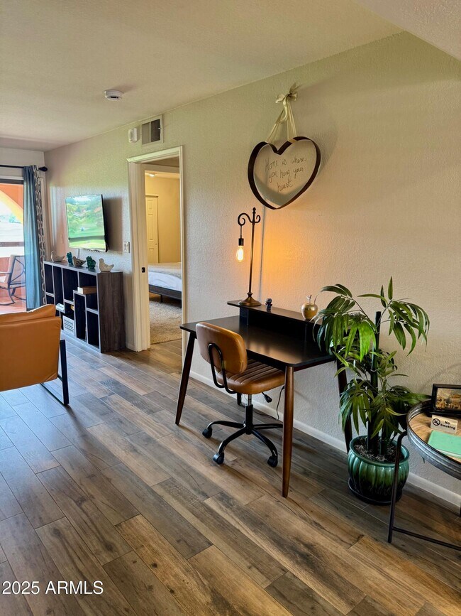 4303 E Cactus Rd Phoenix, AZ 85032 photo 5