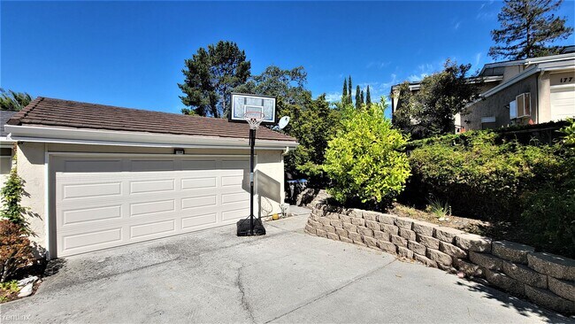 1774 Mirassou Place, San Jose, CA 95124 photo 4